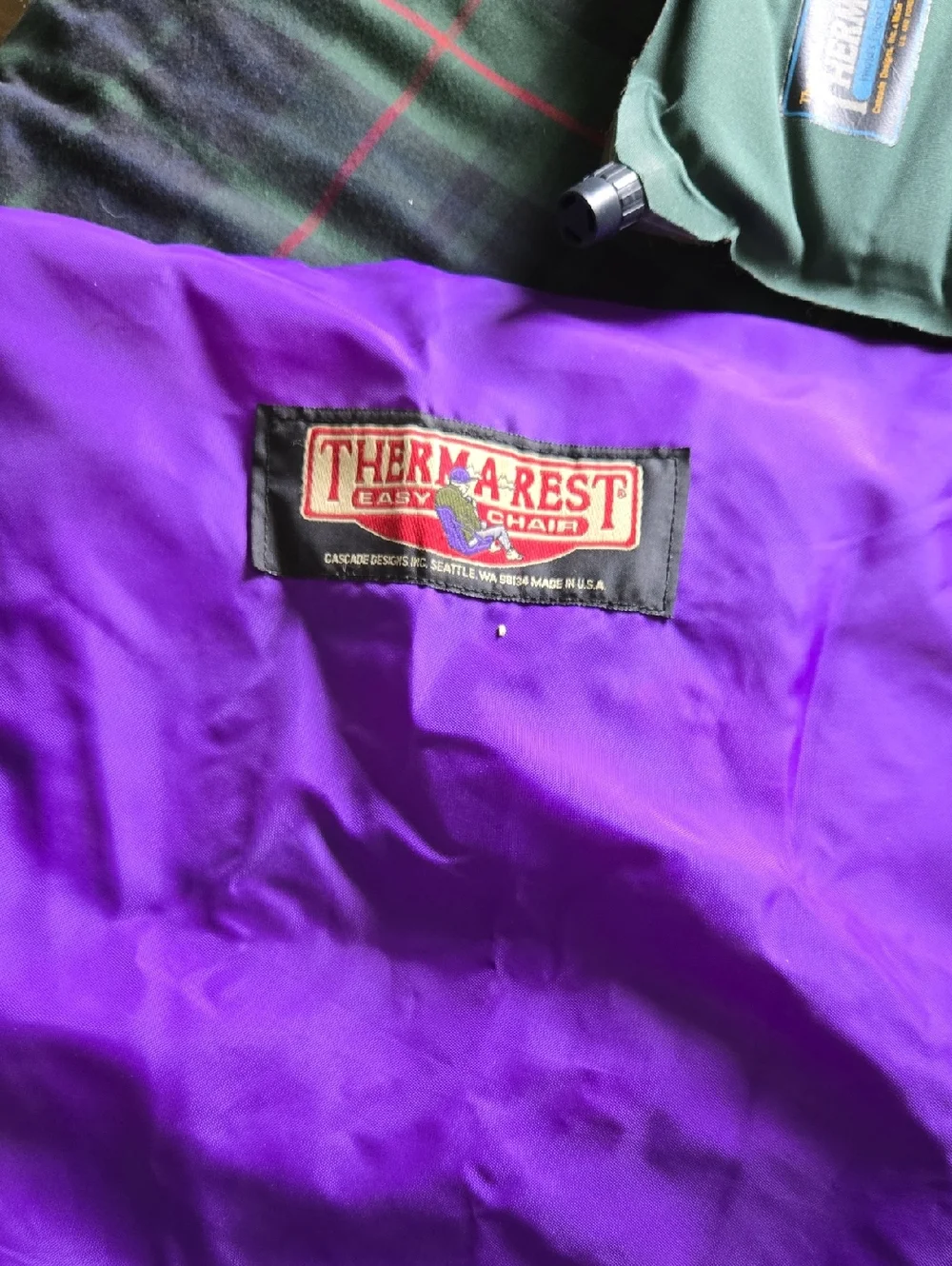 2 THERM-A-REST CAMPING/STADIUM CHAIRS & AIR SEAT CUSHIONS - Picture 2 of 5